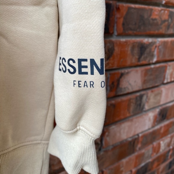 NWT ESSENTIALS Fear of God pullover hoodie in butter cream size XL - Picture 6 of 11